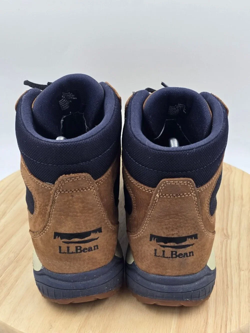 L.L. Bean Men's Mountain Classic Waterproof Hiking Boots Saddle / Navy Size 9M